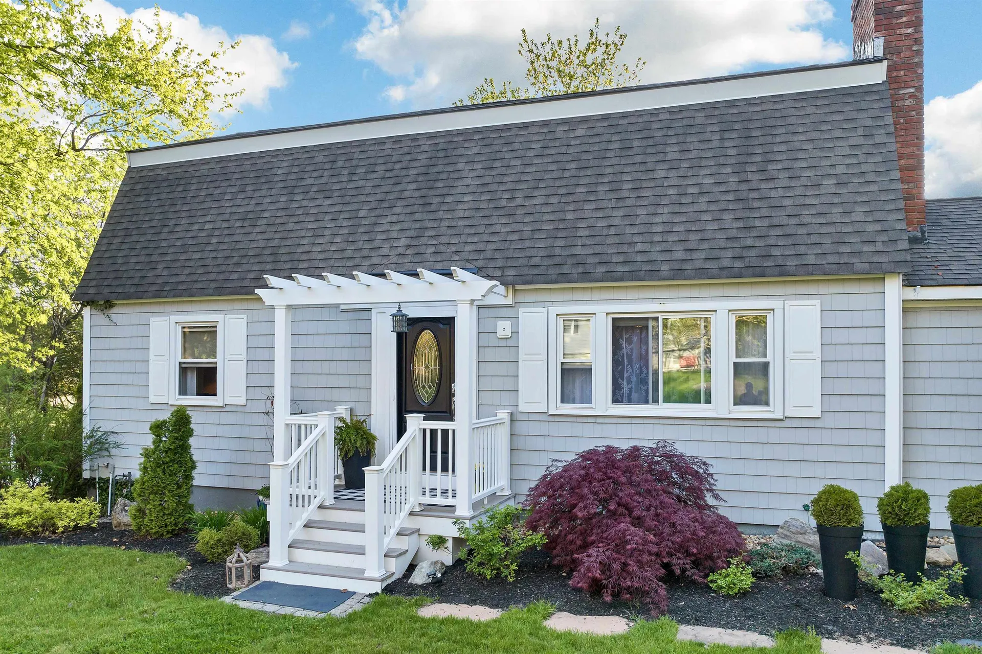 2 Richard Drive Derry NH 03038