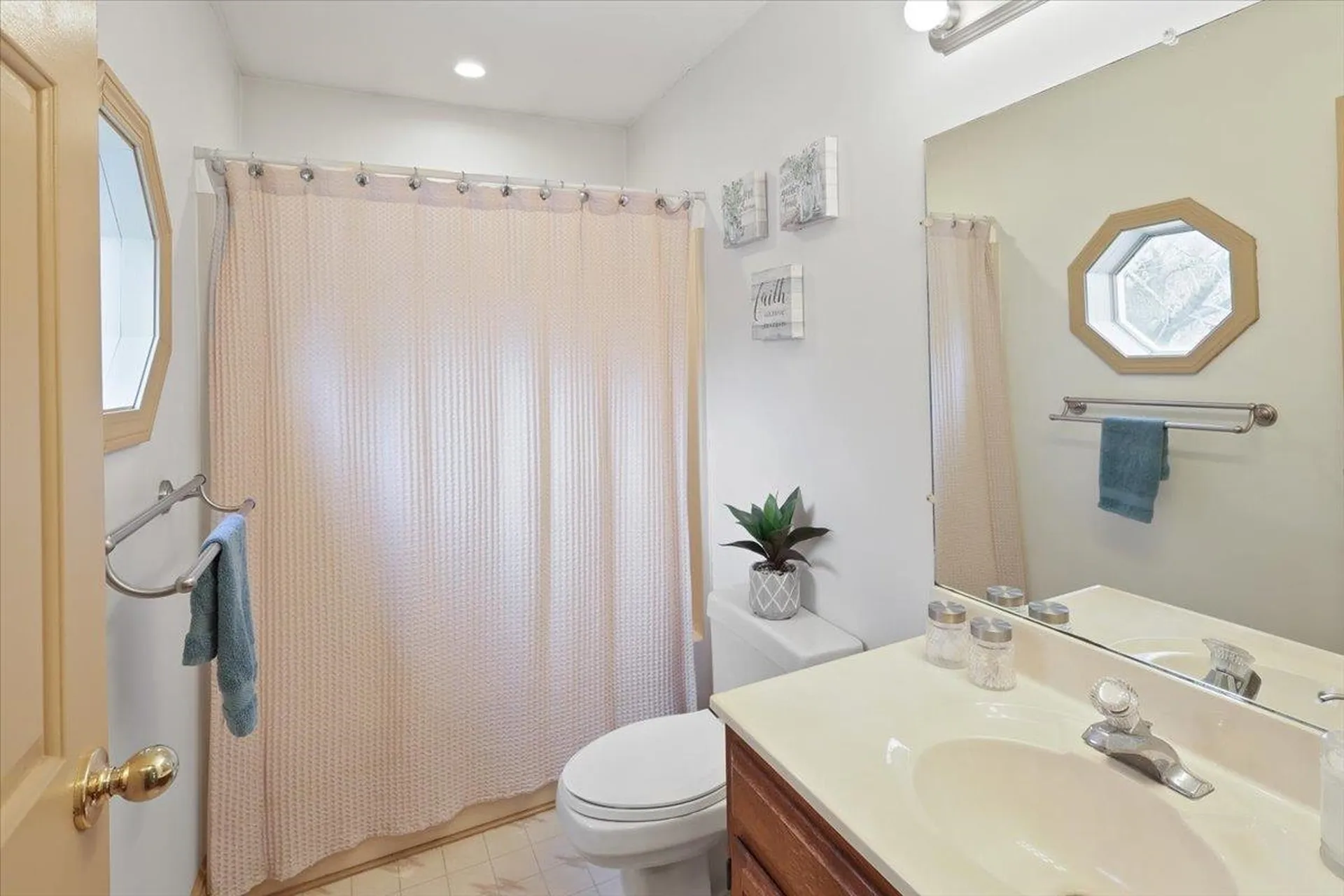 6 Valley View Drive Milton VT 05468