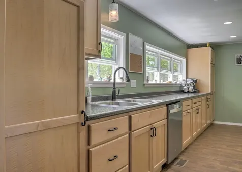 25 Mountain View Road Walpole NH 03609