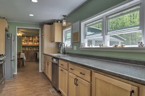 25 Mountain View Road Walpole NH 03609