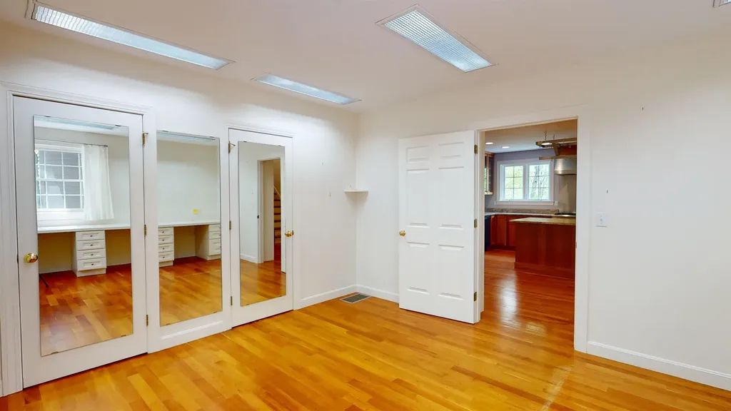 71 Little Pond Road Concord NH 03301