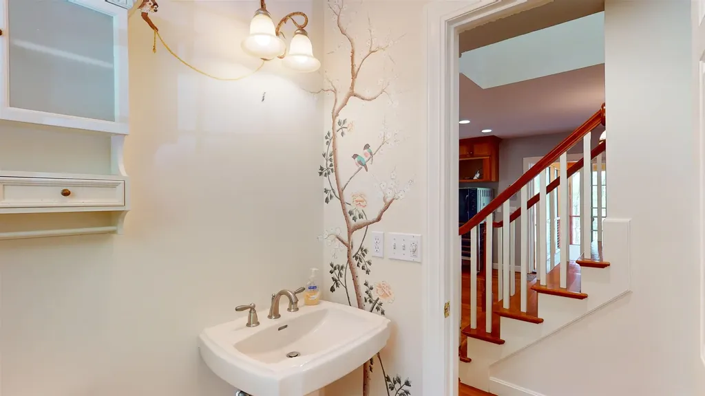 71 Little Pond Road Concord NH 03301