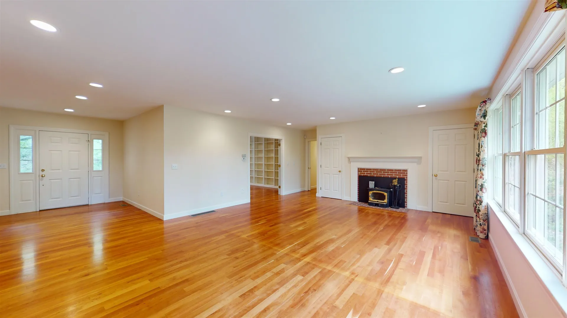 71 Little Pond Road Concord NH 03301