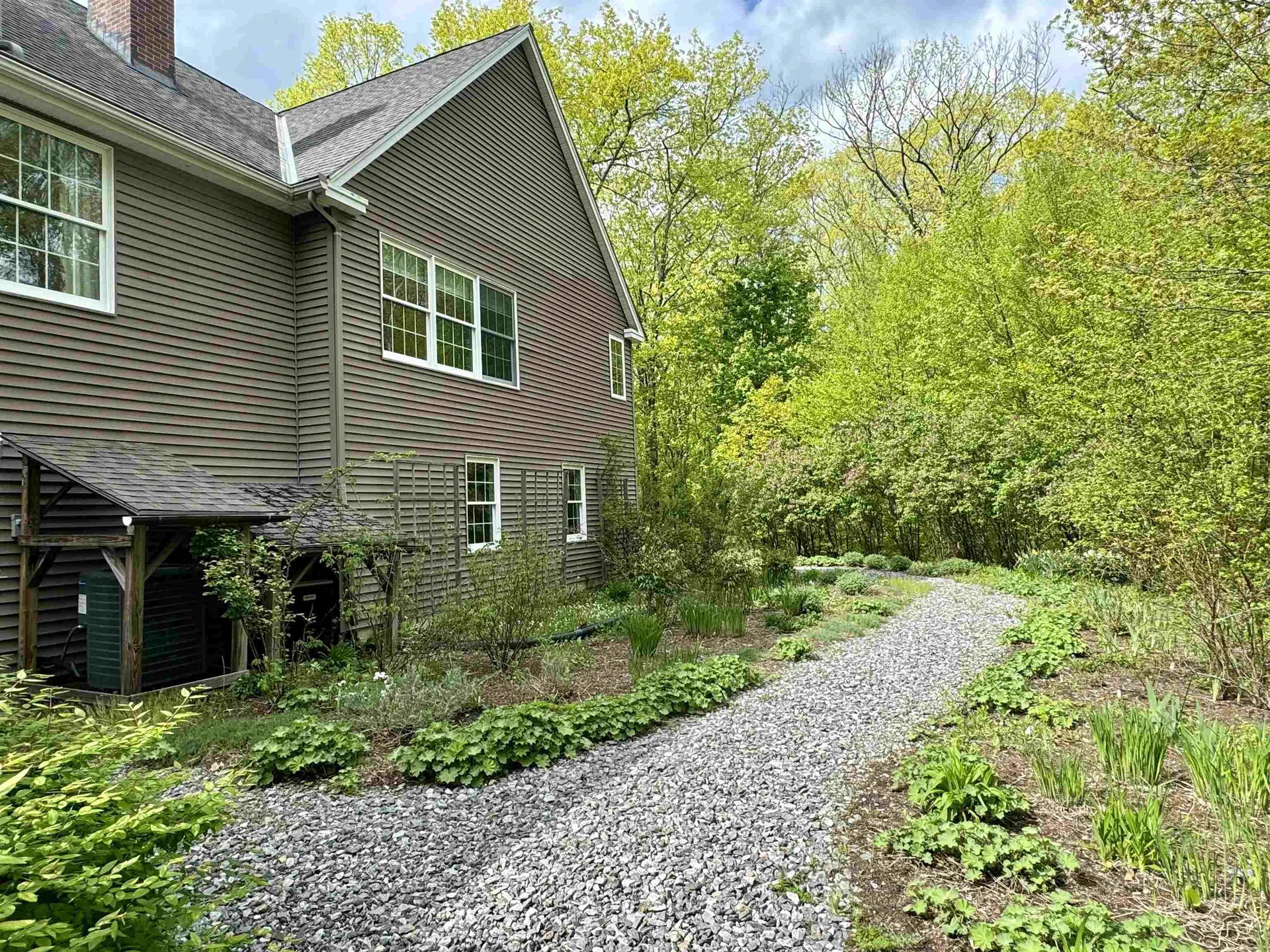 71 Little Pond Road Concord NH 03301