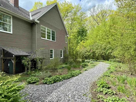 71 Little Pond Road Concord NH 03301