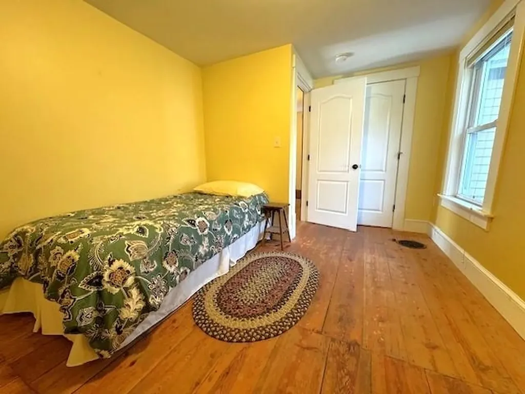 15 Northfield Road Hinsdale NH 03451