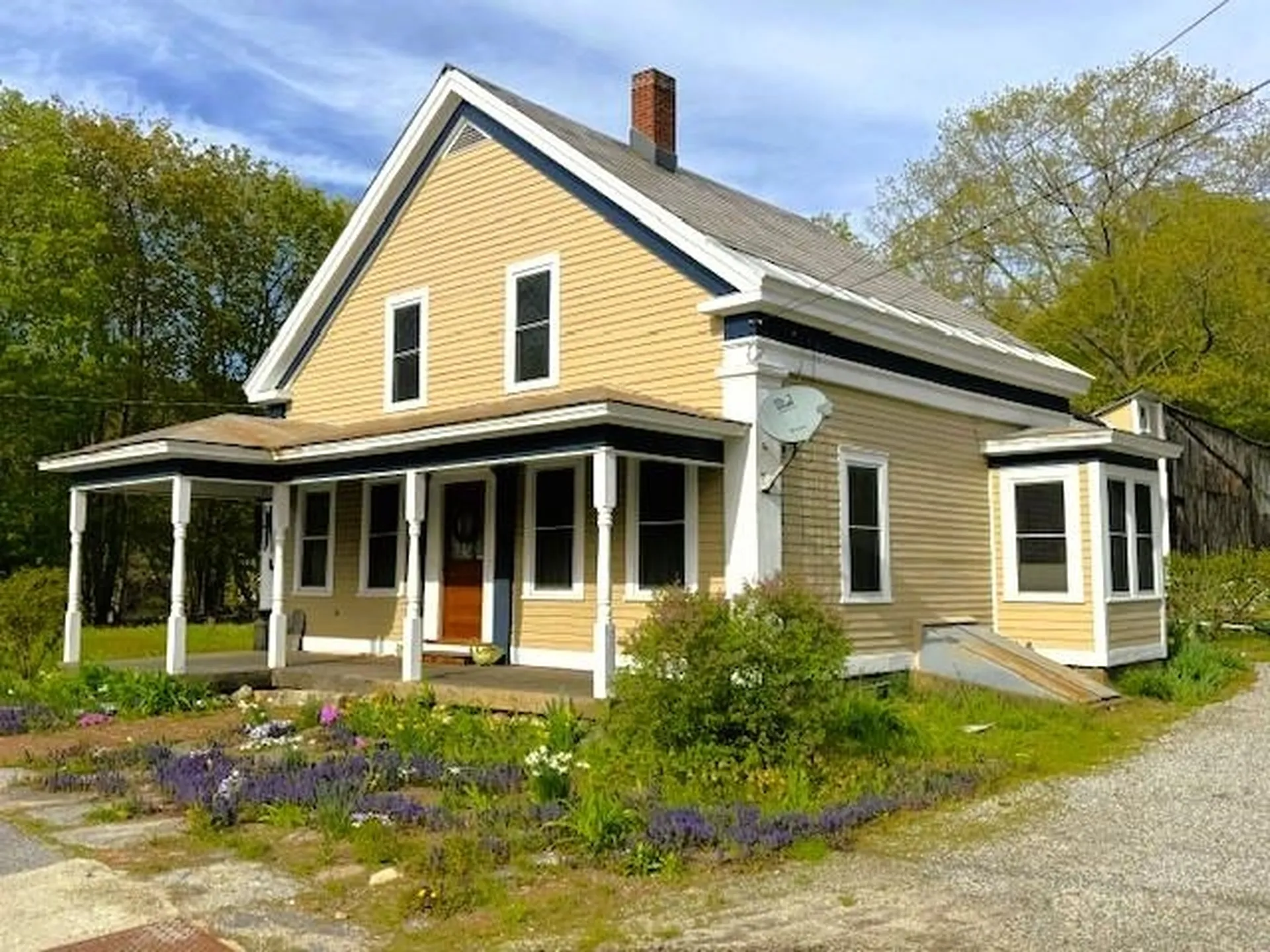 15 Northfield Road Hinsdale NH 03451