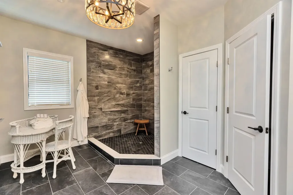 35 Pinnacle Lane Bow NH 03304