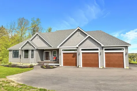 35 Pinnacle Lane Bow NH 03304