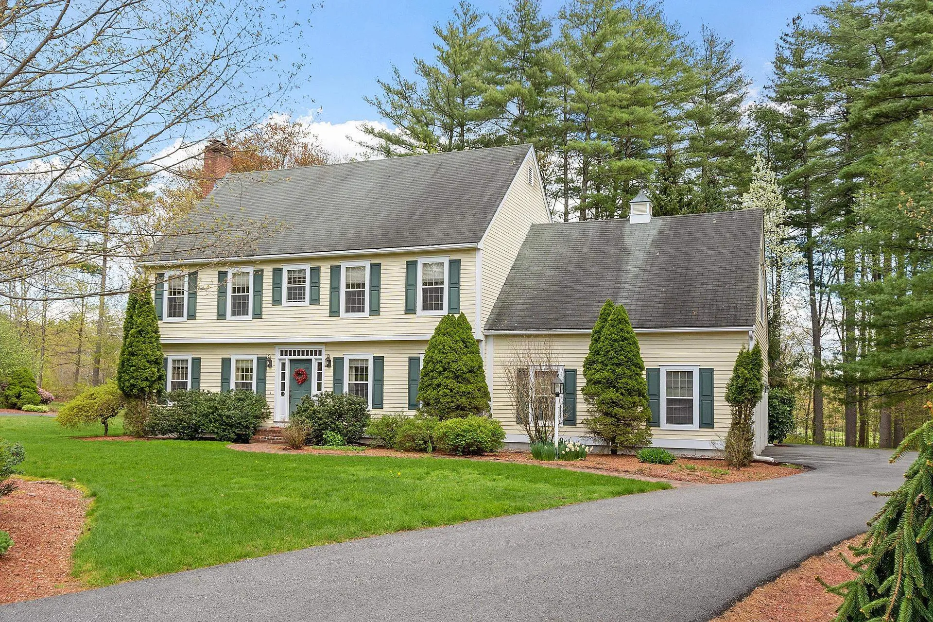 63 Oakmont Drive Concord NH 03301