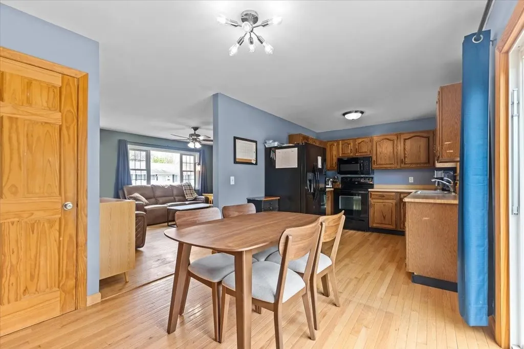 34 Logwood Street South Burlington VT 05403