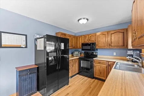 34 Logwood Street South Burlington VT 05403
