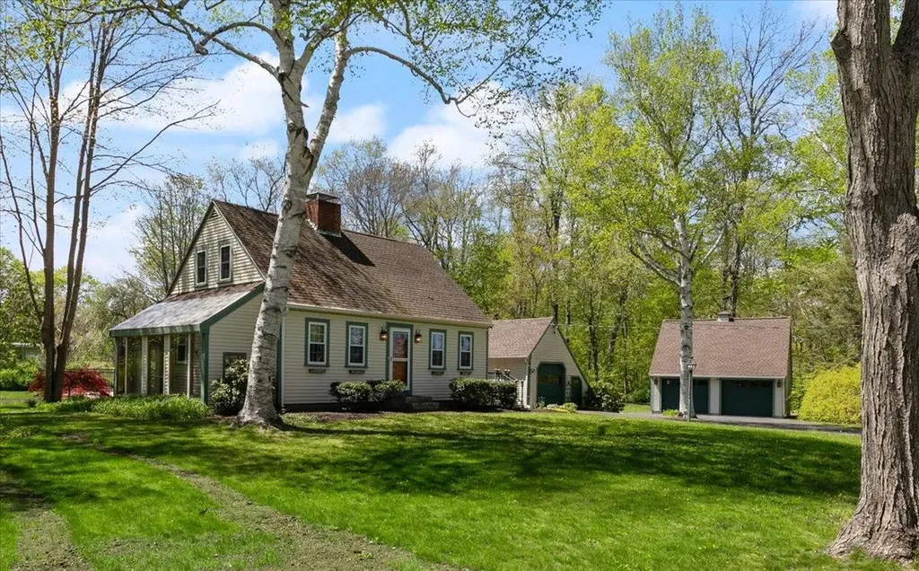 47 Newington Road Greenland NH 03840
