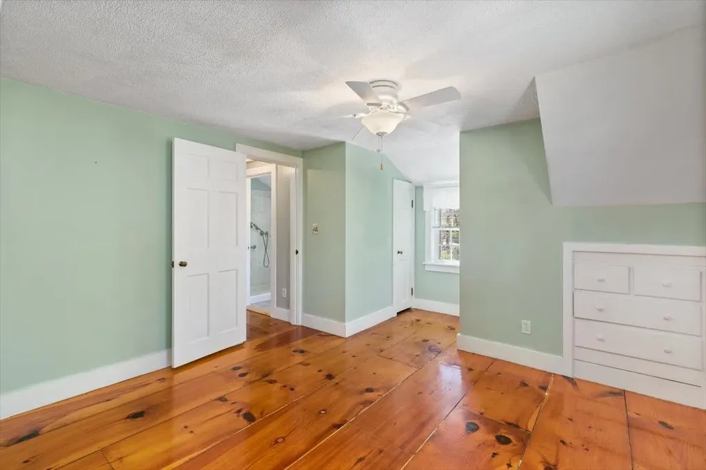 47 Newington Road Greenland NH 03840
