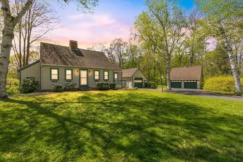 47 Newington Road Greenland NH 03840