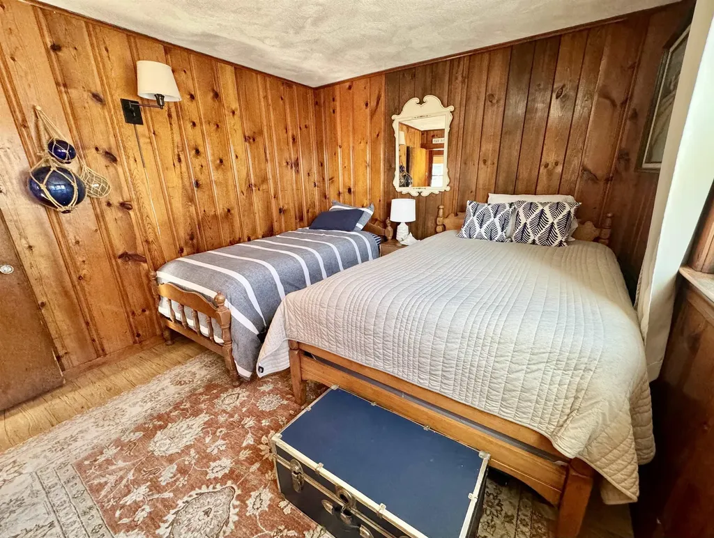 554 Hudson Street Seabrook NH 03874