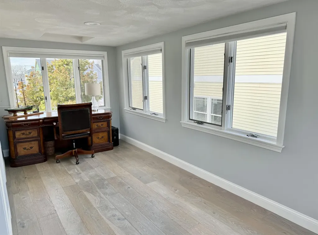 554 Hudson Street Seabrook NH 03874