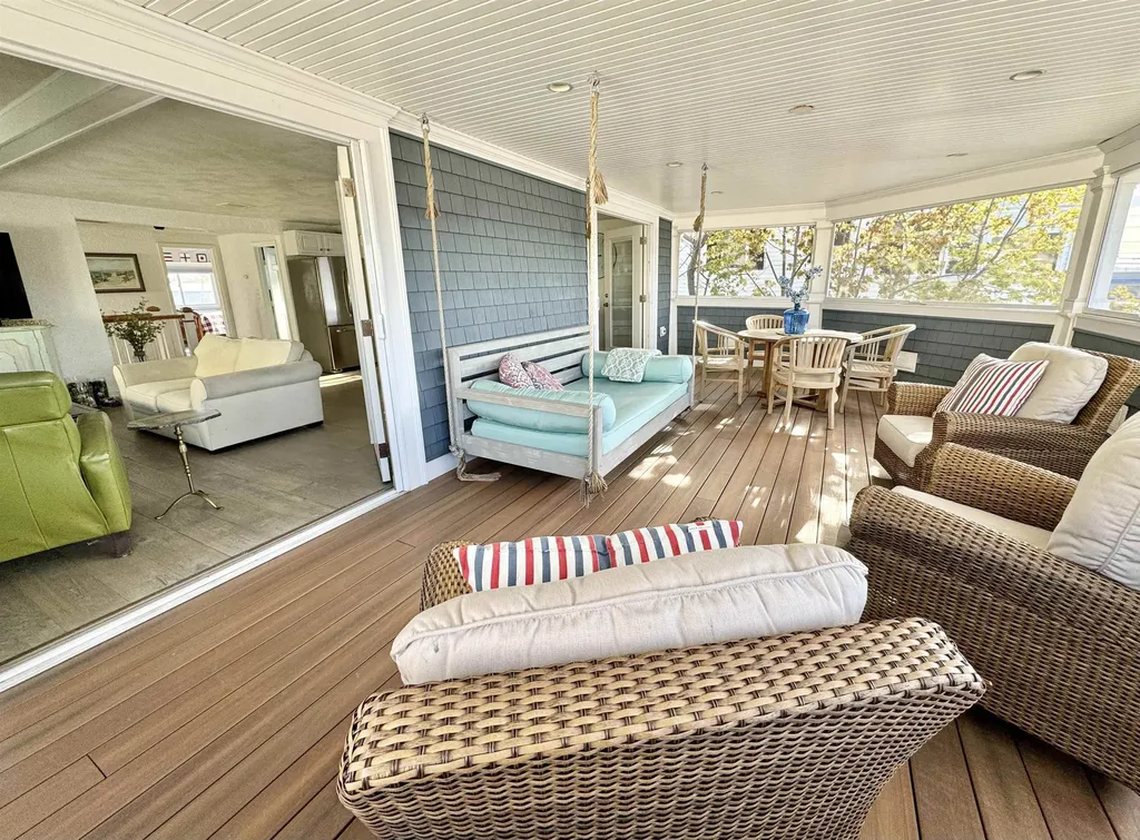 554 Hudson Street Seabrook NH 03874