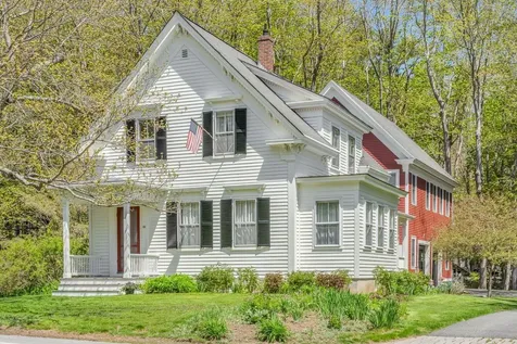 131 Atlantic Avenue North Hampton NH 03862