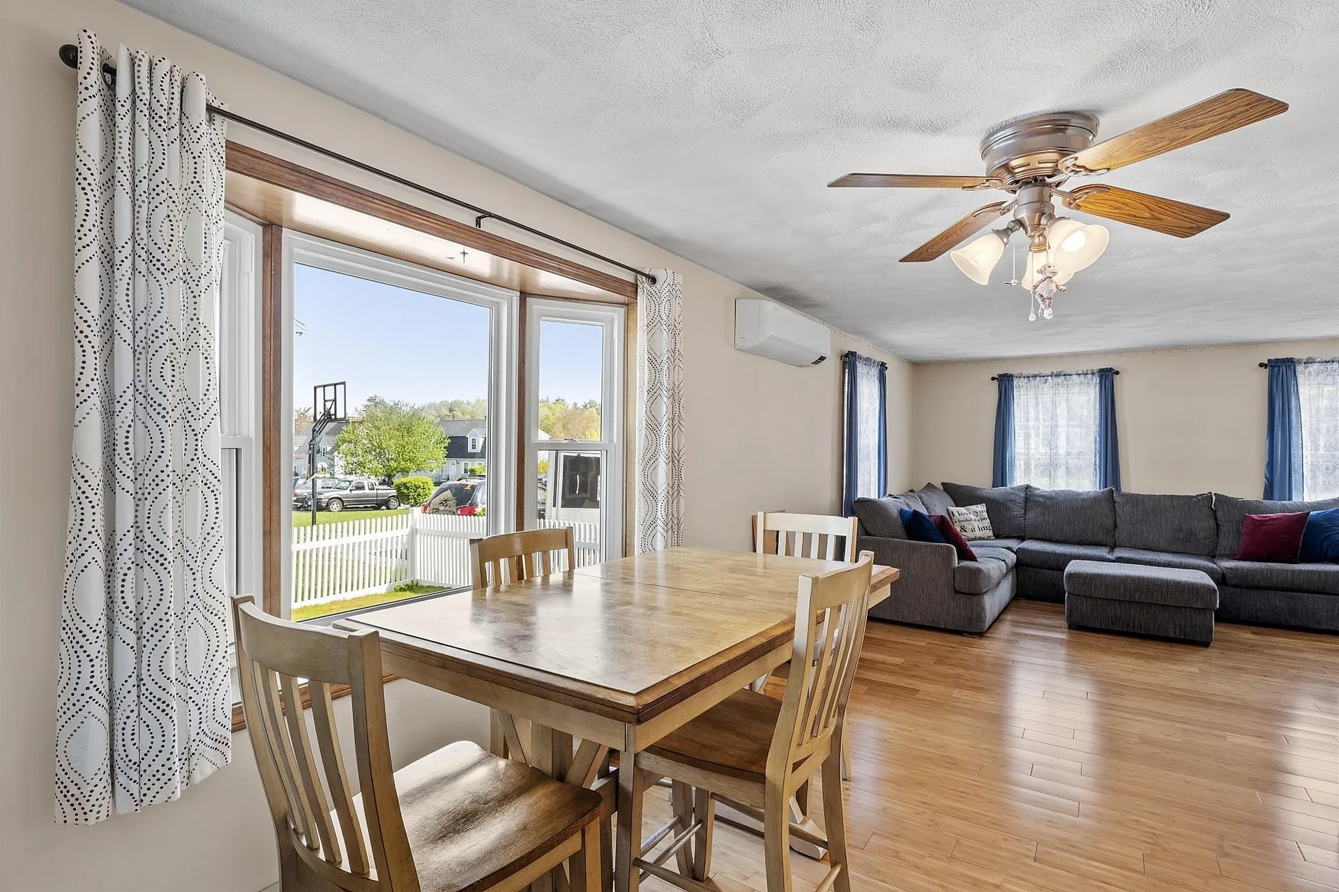25r Phillip Road Derry NH 03038