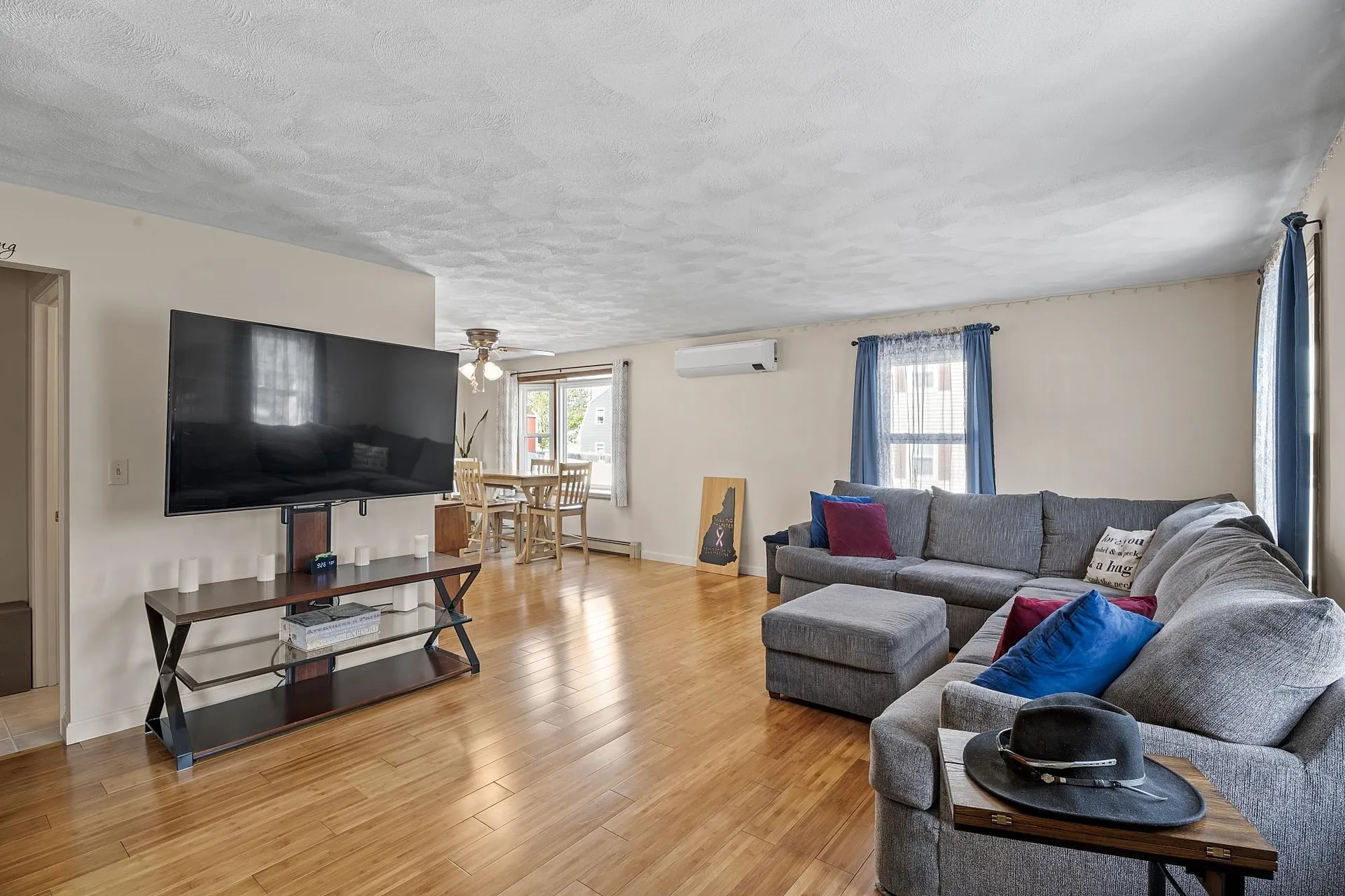 25r Phillip Road Derry NH 03038
