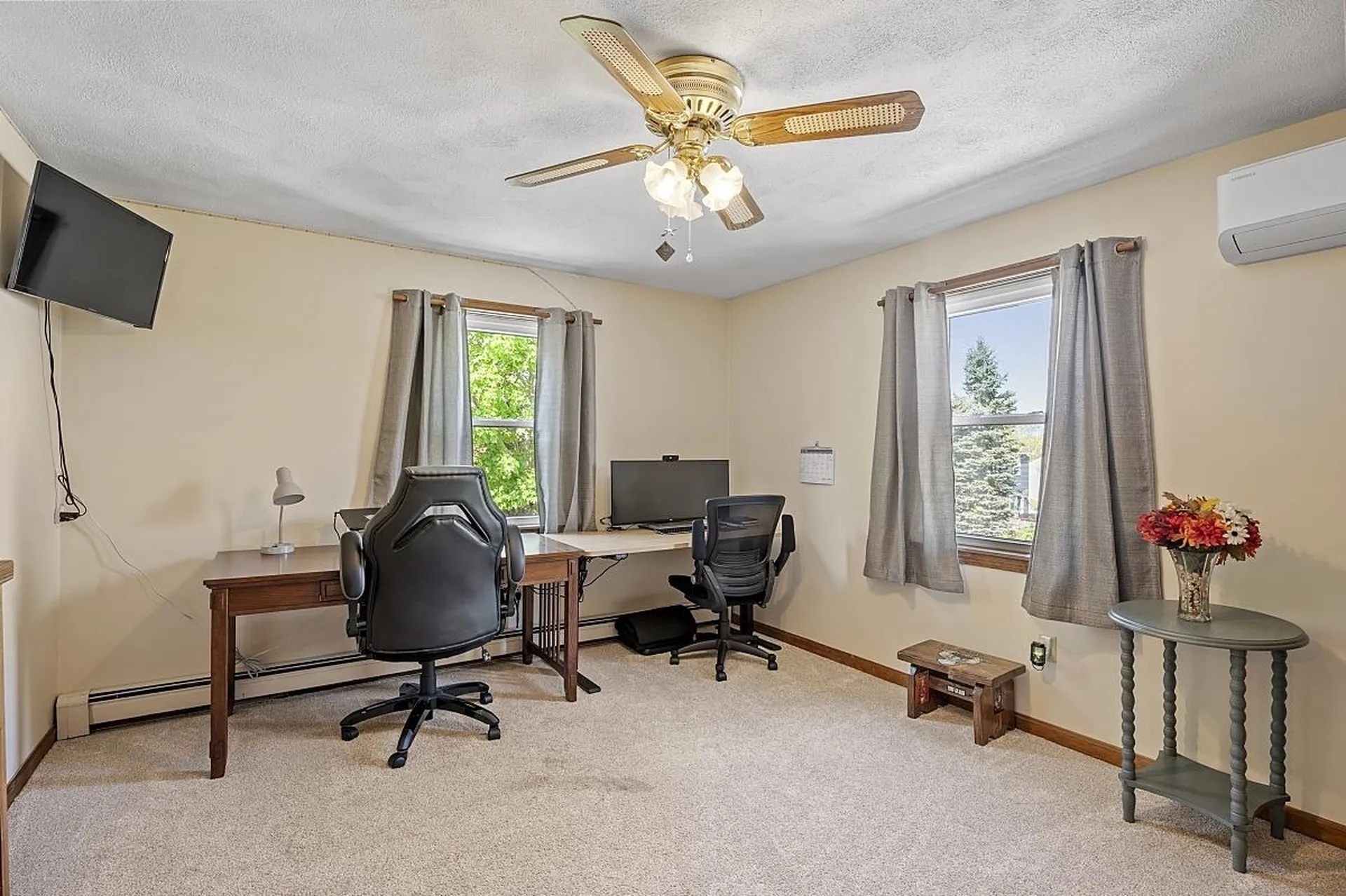 25r Phillip Road Derry NH 03038
