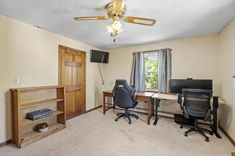 25r Phillip Road Derry NH 03038