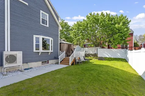 25r Phillip Road Derry NH 03038