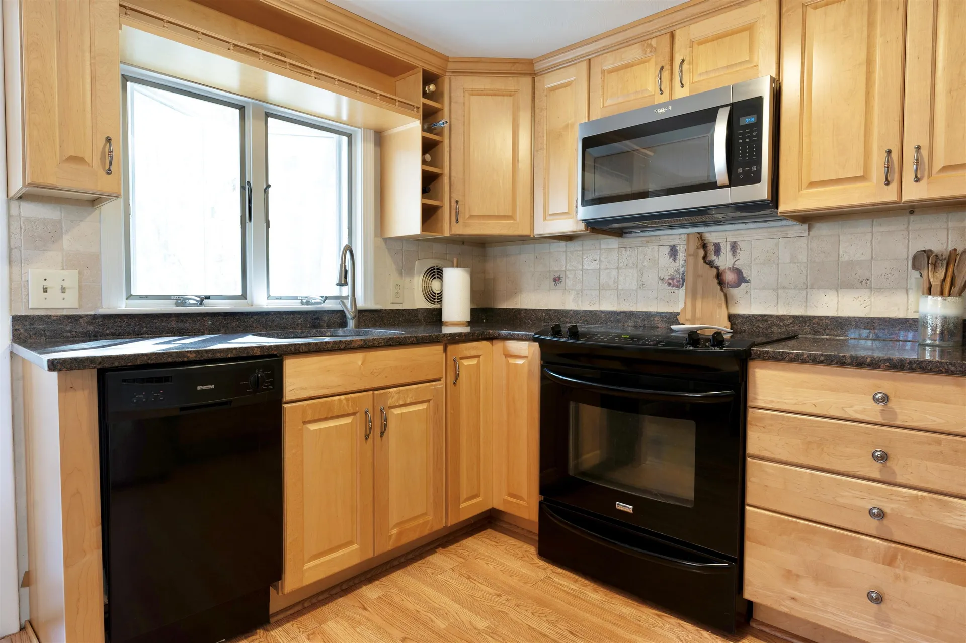 244 Atlantic Avenue North Hampton NH 03862