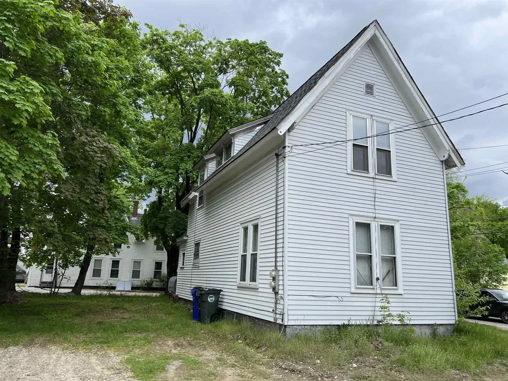 24 Elm Street Goffstown NH 03045