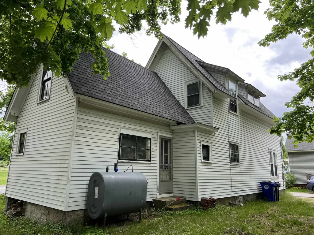24 Elm Street Goffstown NH 03045