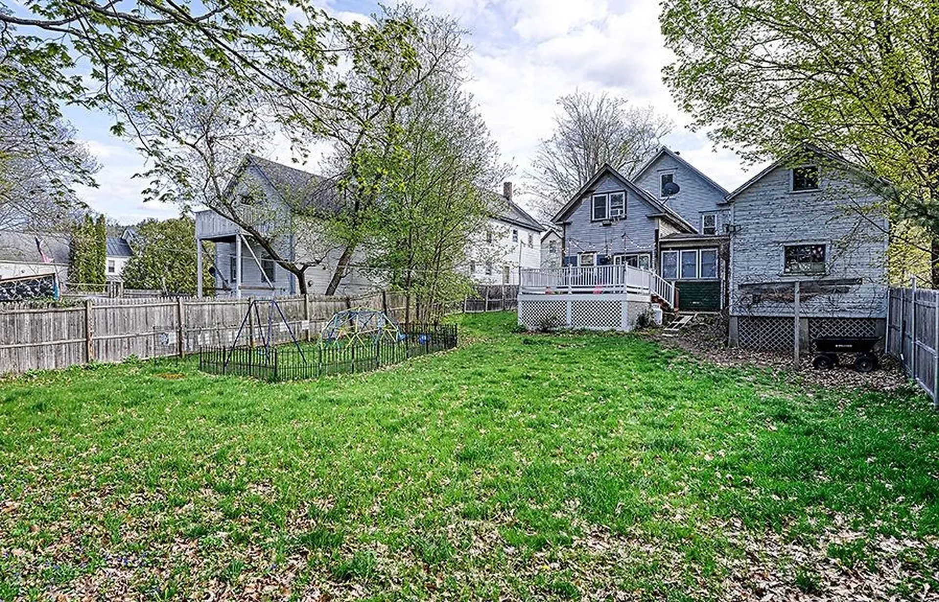 22 East Street Claremont NH 03743