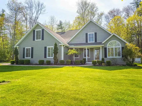 51 Waterloo Circle Dover NH 03820