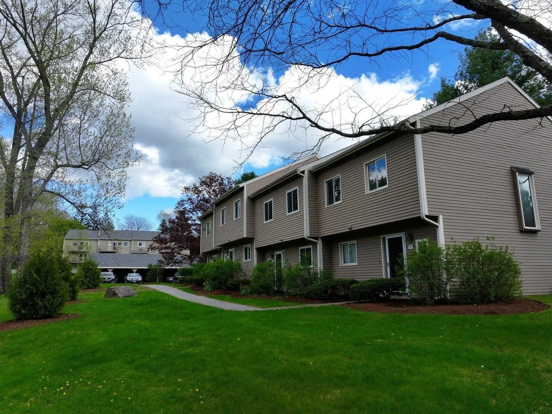 D2 Stonehedge Drive South Burlington VT 05403