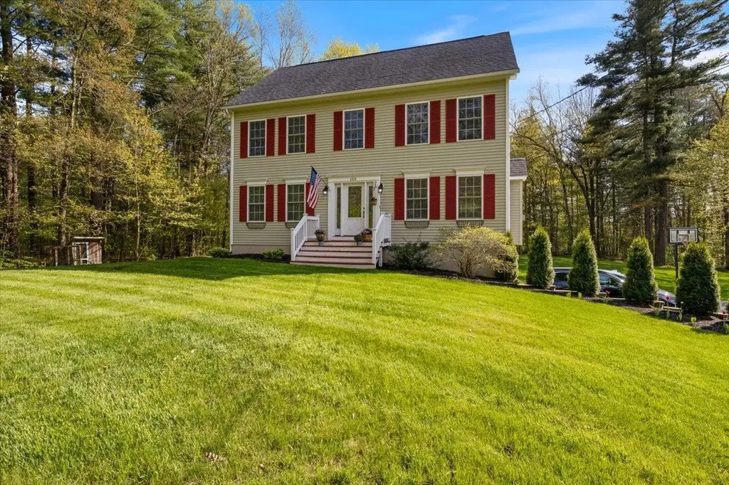 159 Warner Hill Road Derry NH 03038-0000
