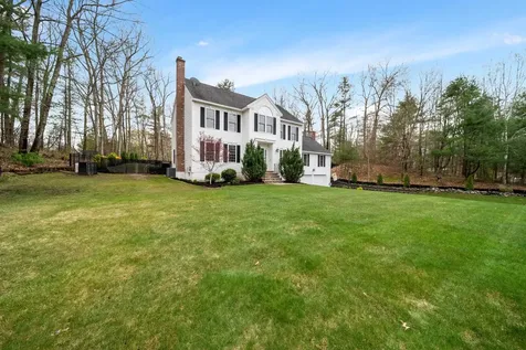 55 Old Farm Road Salem NH 03079