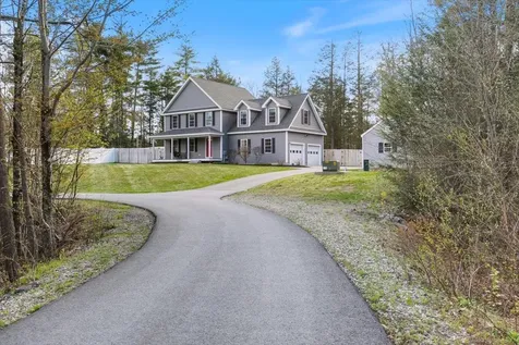 36 Waterford Drive Sandown NH 03873