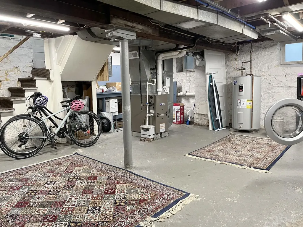 37 Hungerford Terrace Burlington VT 05401