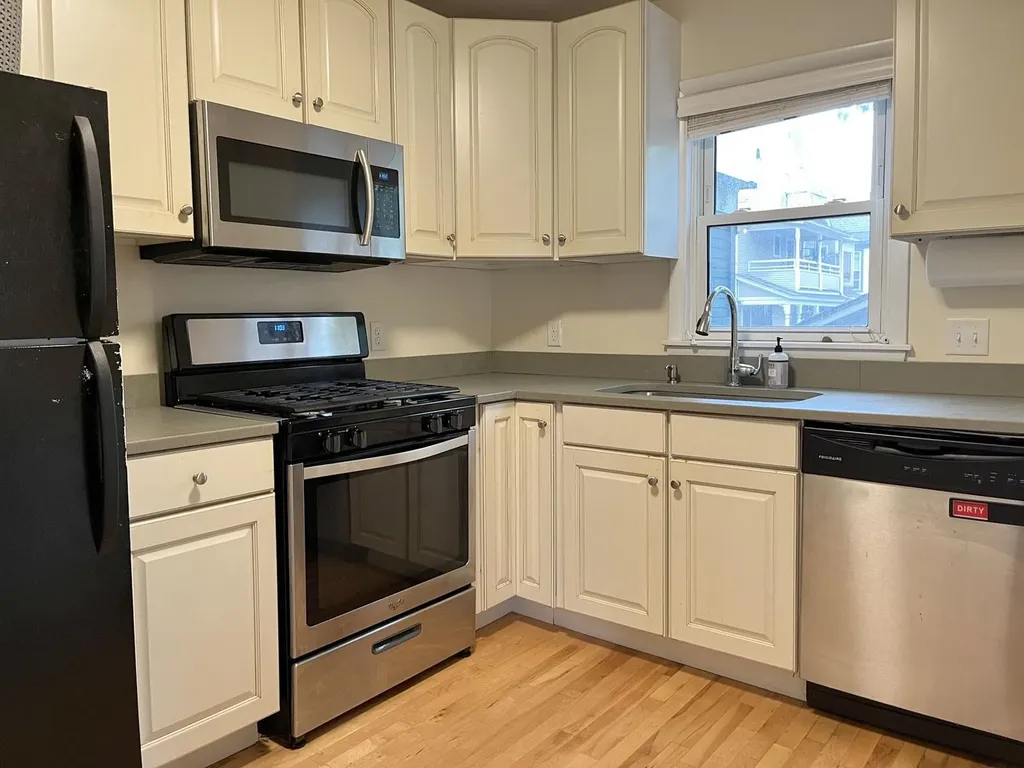 37 Hungerford Terrace Burlington VT 05401