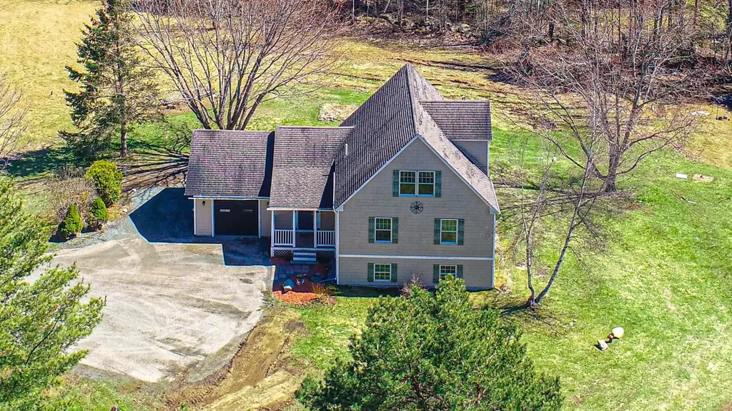 996 Jefferson Road, Whitefield NH Real Estate Listing MLS 4994384