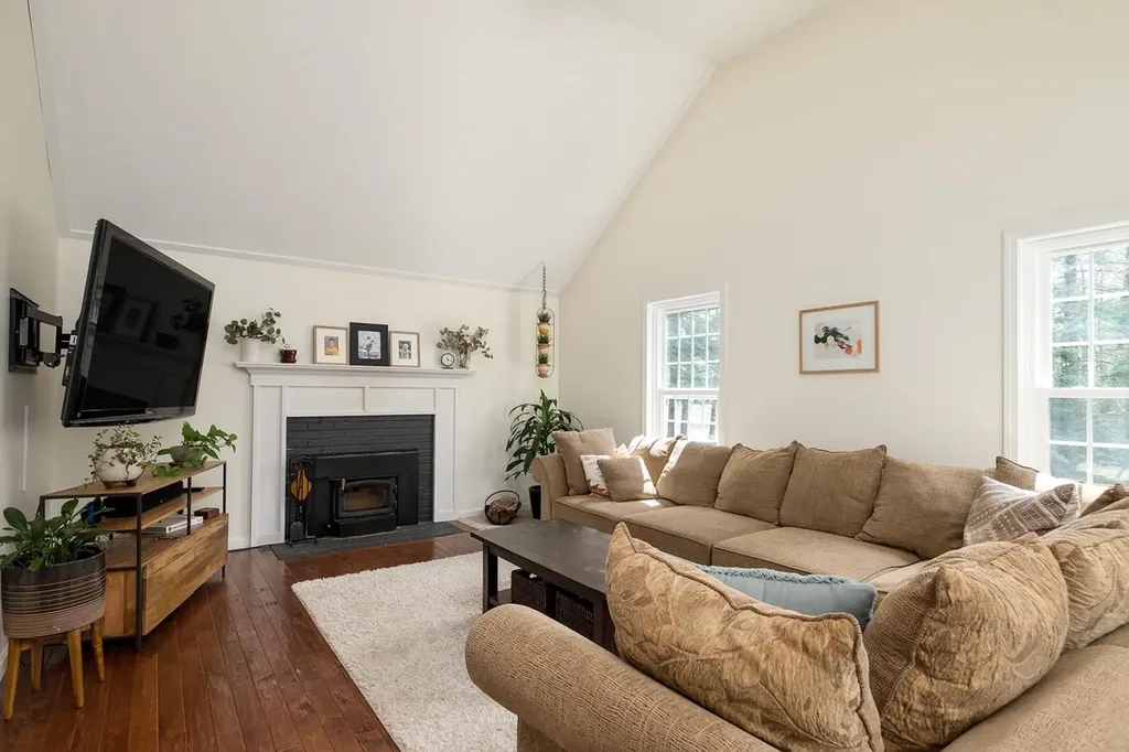 54 Highland Ridge Road Barrington NH 03825