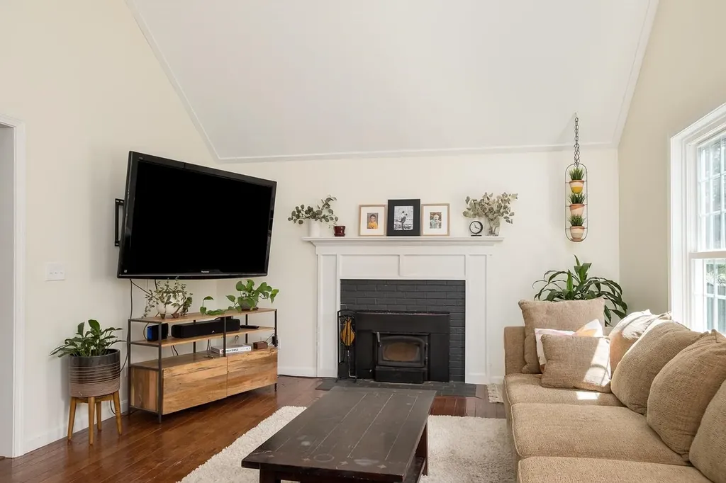 54 Highland Ridge Road Barrington NH 03825