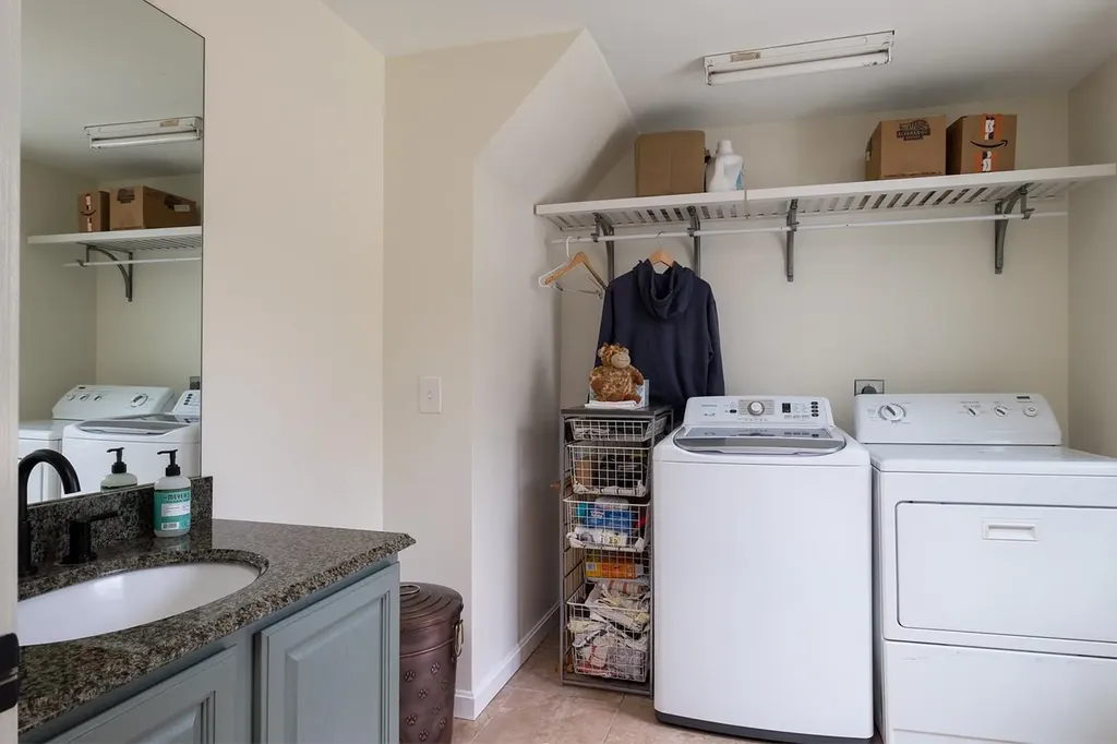 54 Highland Ridge Road Barrington NH 03825