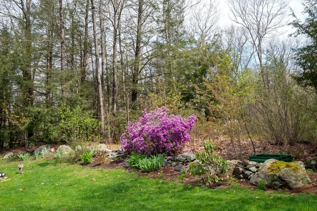 54 Highland Ridge Road Barrington NH 03825