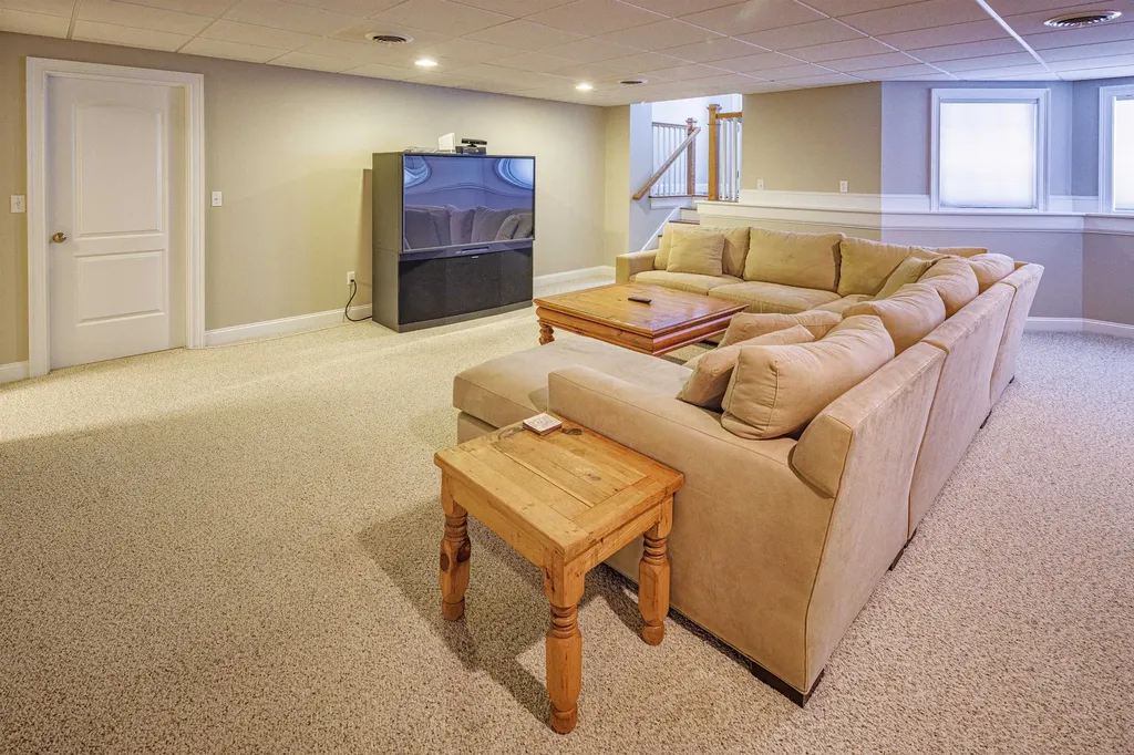 45 Boxwood Lane Dover NH 03820