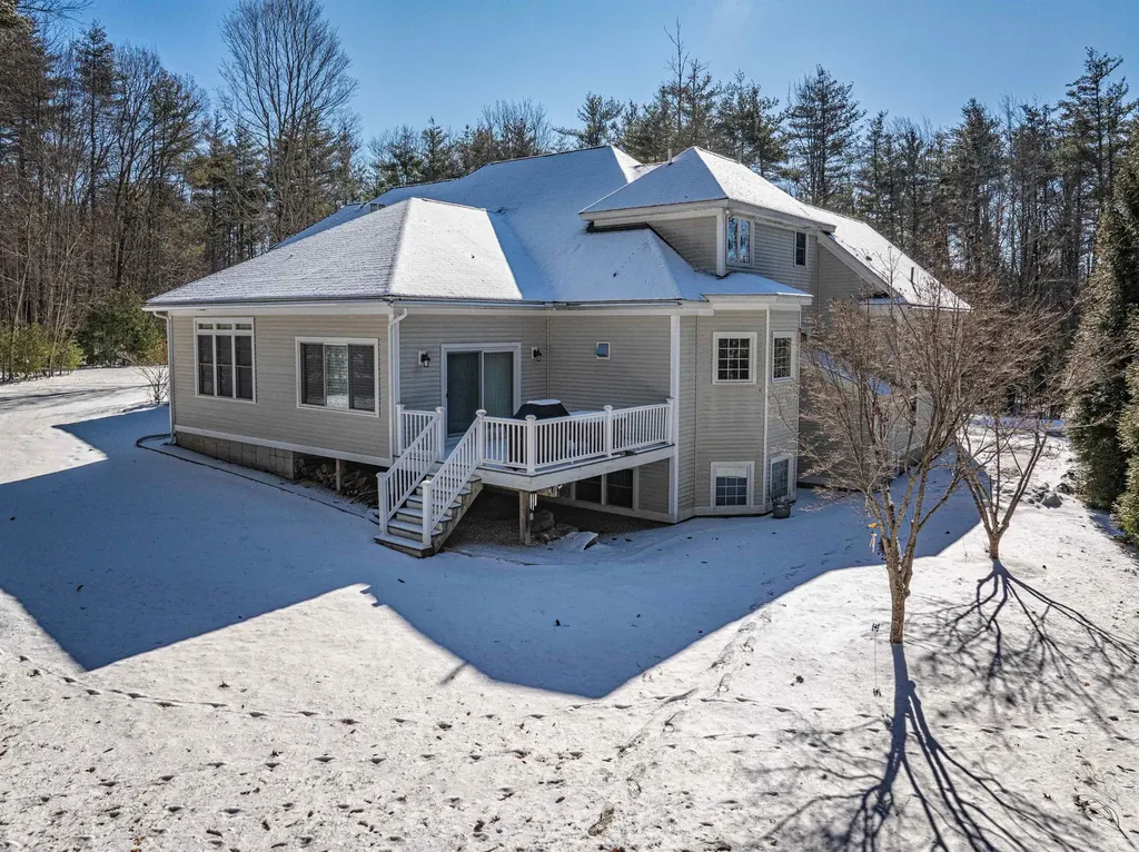 45 Boxwood Lane Dover NH 03820