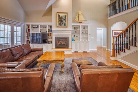 45 Boxwood Lane Dover NH 03820