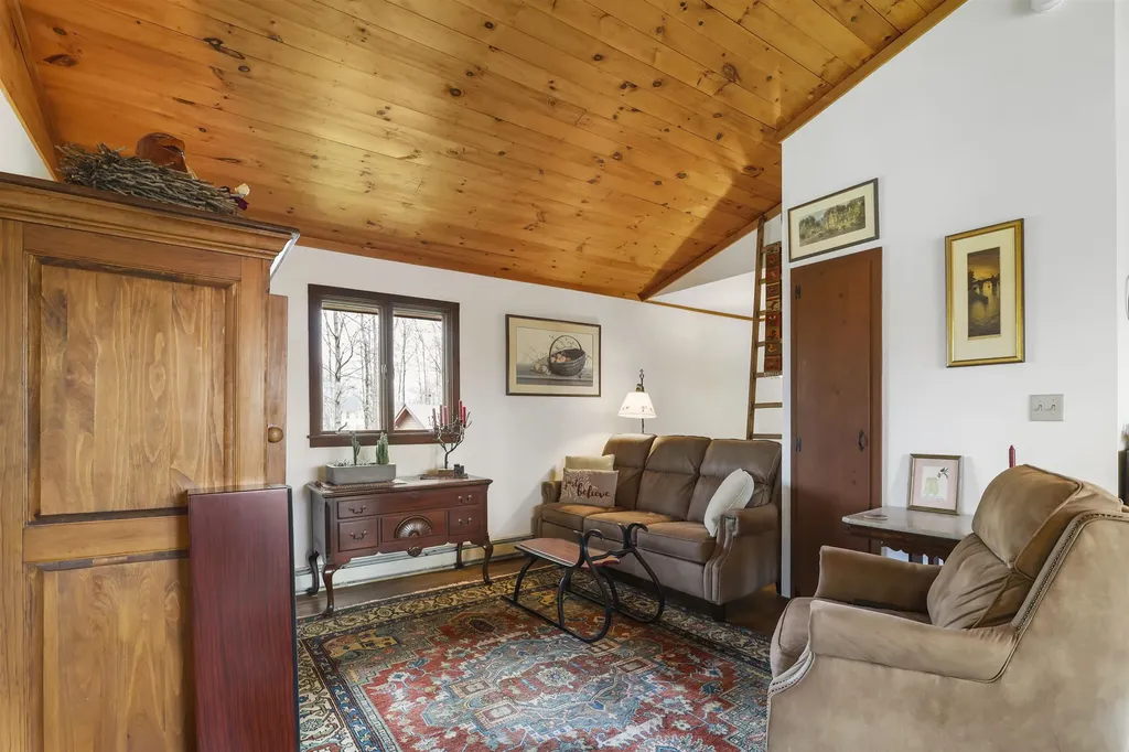 4723 Stagecoach Road Morristown VT 05661