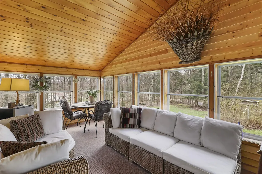 4723 Stagecoach Road Morristown VT 05661