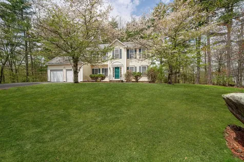 19 Sentry Road Bedford NH 03110